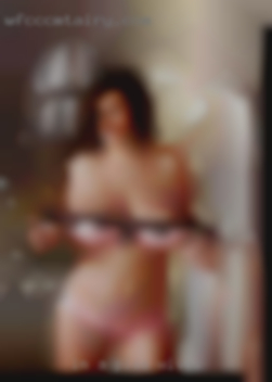 I'm a guy for piss wives looking for NSA fun.